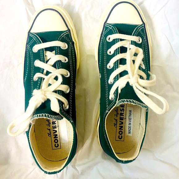 Converse Shoes - New *Converse Chuck 70 Low in Midnight Clover